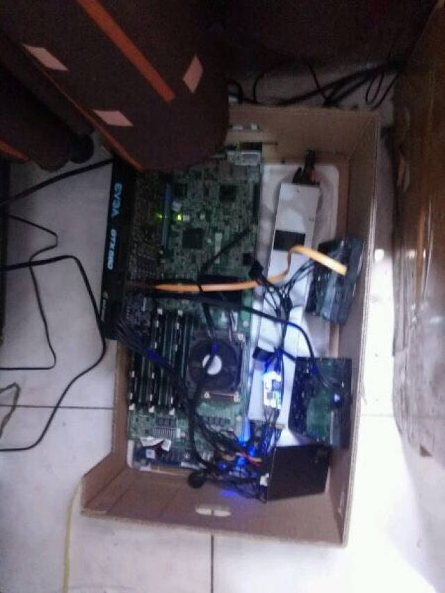 千元游戏主机图拉丁