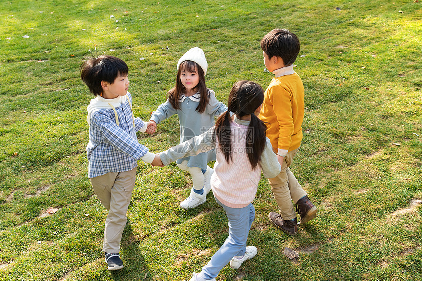 游戏主机性价比高