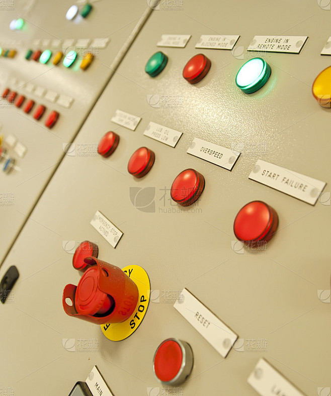 康乐主机控制面板