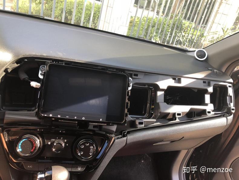 原车主机如何选装高音