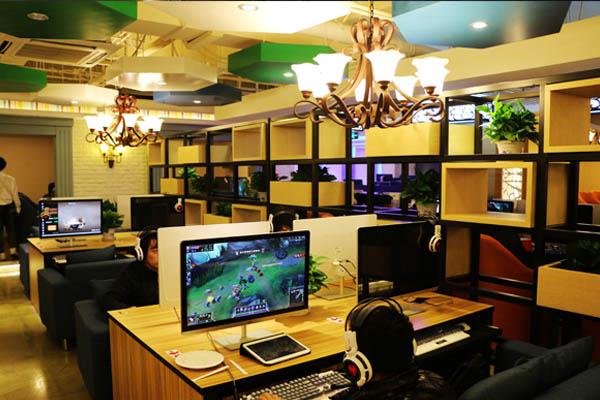 有没有主机网吧