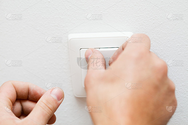 电脑主机怎么安装开关