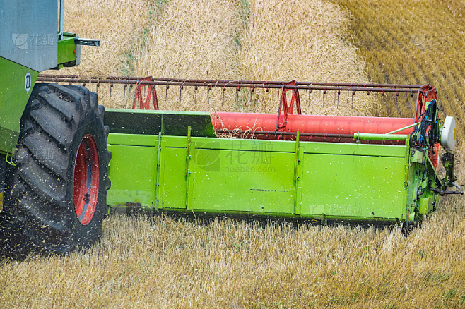 收割机机器主机