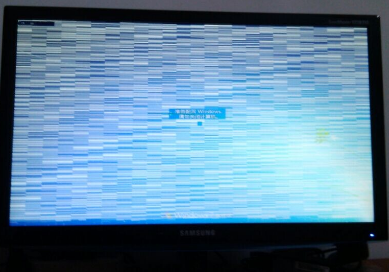 显示器闪主机滴滴响