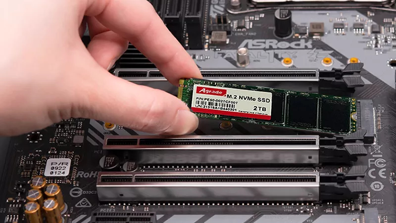 主机可以更换固态硬盘吗