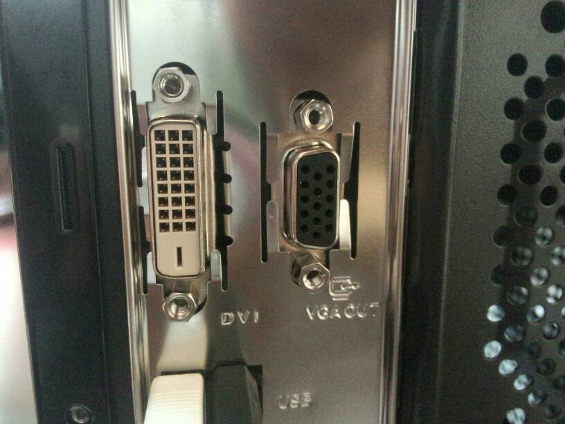 主机买来连接显示器就能用