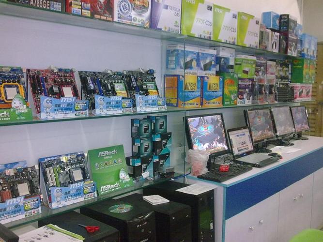 去电脑店里买主机靠谱吗