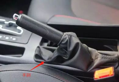电脑主机怎么滴滴的响声