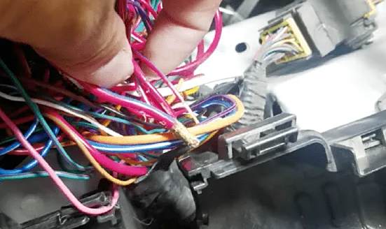 主机显示行驶无法观看视频