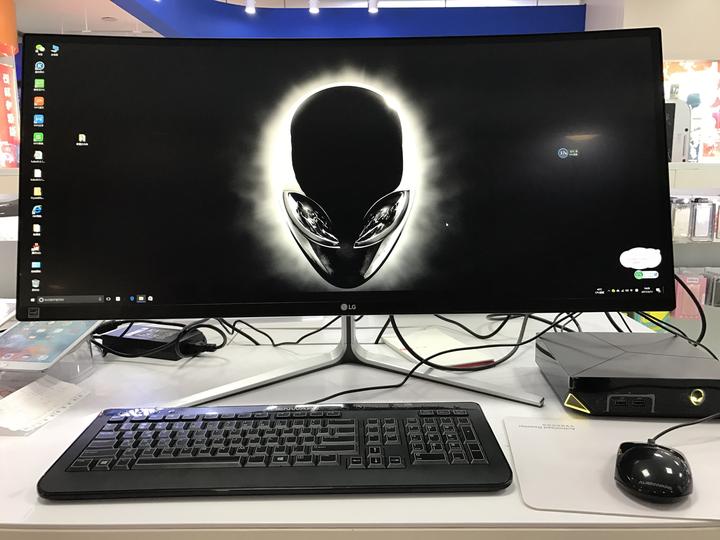 电脑屏幕比主机费电