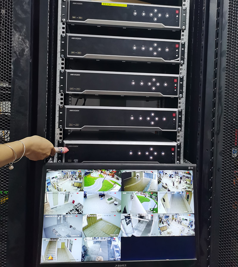 安装监控器要不要主机