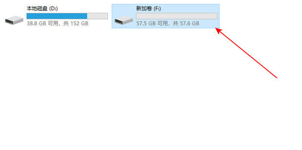 主机里多加一个硬盘不显示