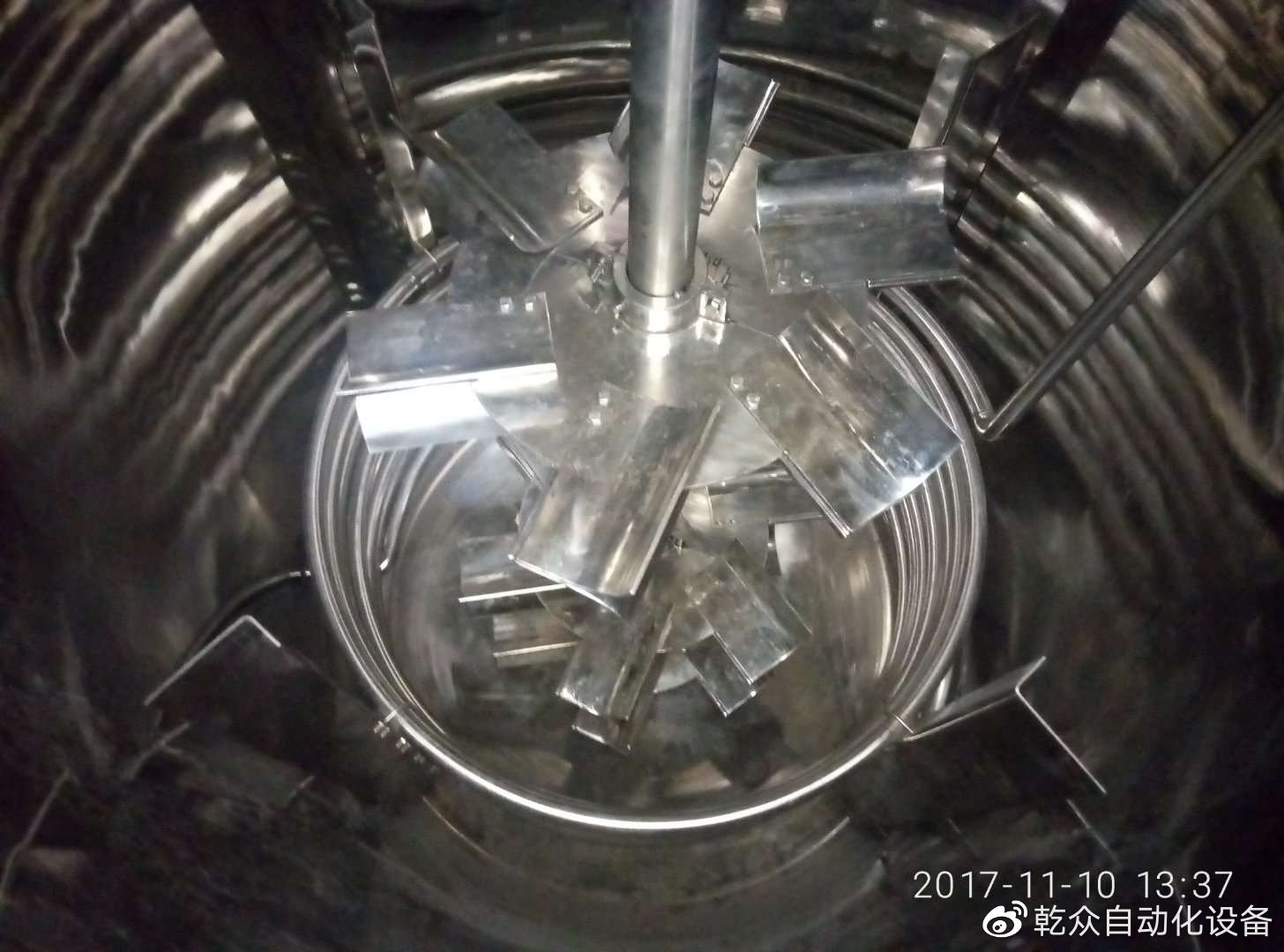 搅拌主机进料容量