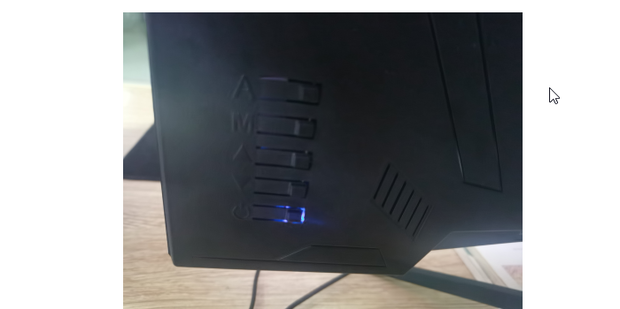 电脑显示屏无图标但是主机已开机
