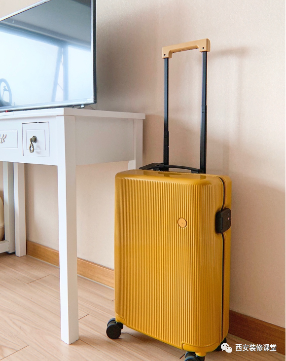 主机怎么放行李箱里