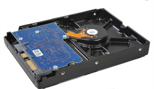 台式机主机可以装两个硬盘吗