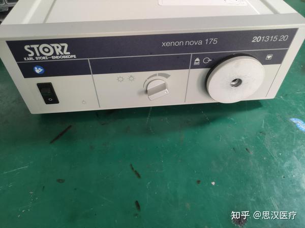 科鲁兹电源主机在哪个位置
