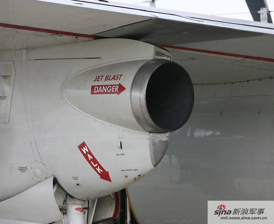 我国主机战机尾喷口