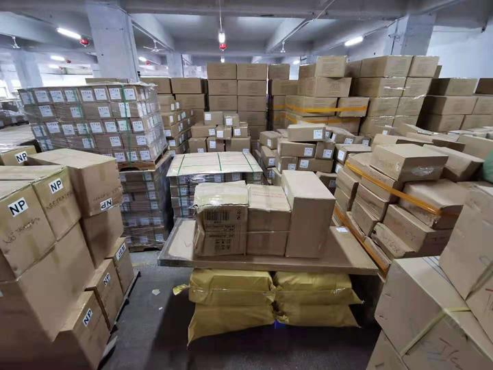 邮寄主机到国外