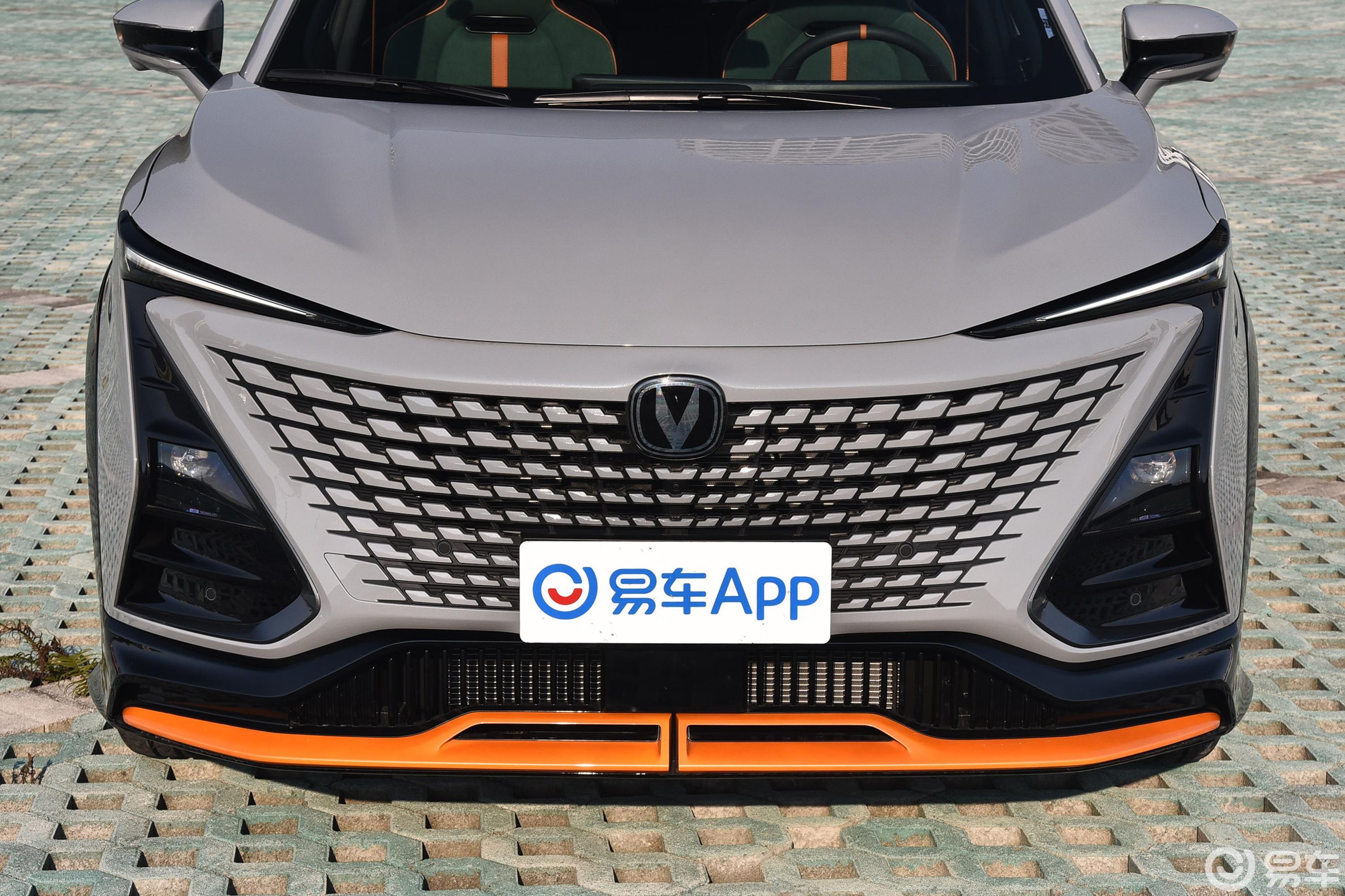 长安欧尚音响更换主机