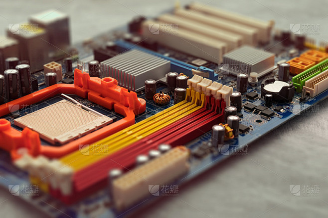 某电子计算机主机