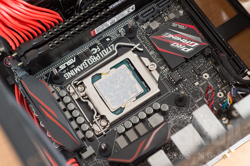 电脑主机的散热泥怎么涂