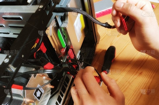 电脑主机组装盒是通用