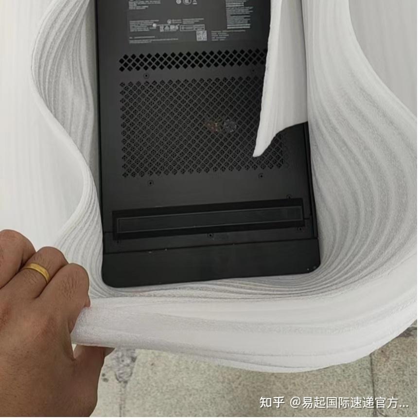 寄电脑主机到国外