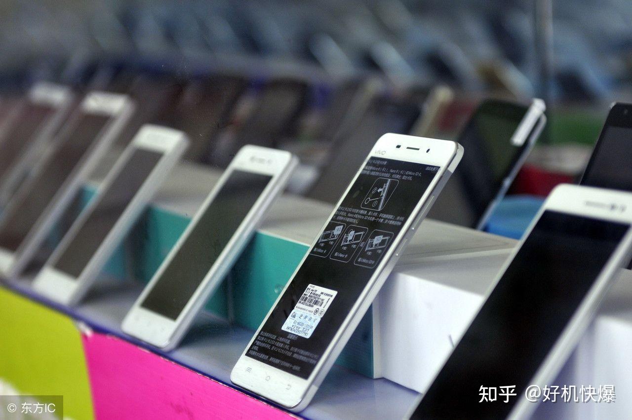 手机长期放置主机上会不会
