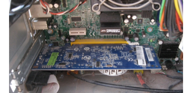 水冷电脑主机怎么拆卸显卡