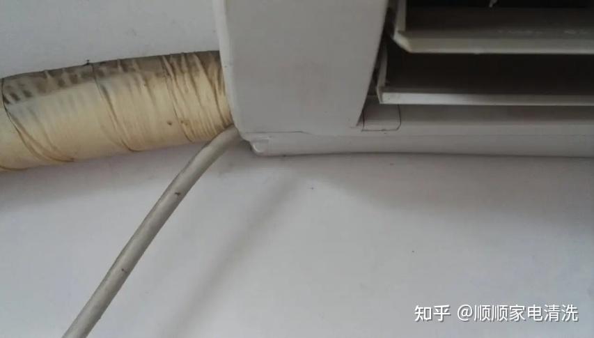空调制热主机出水怎办