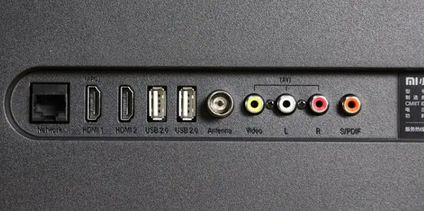 小米电视主机输入接口吗