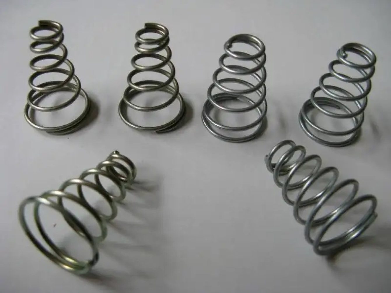 弹簧主机厂